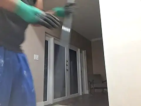 Zander823 online show from April 2026 04:24:01 AM