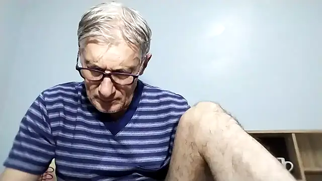 BIGUNCUTHARDCOCK online show from September 2025 01:17:01 AM