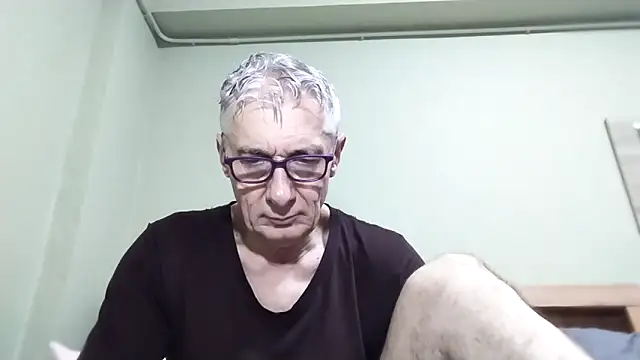 BIGUNCUTHARDCOCK online show from October 2025 12:20:01 AM