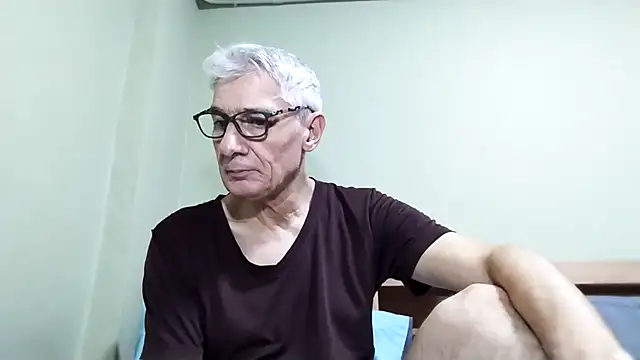 BIGUNCUTHARDCOCK online show from October 2025 12:33:02 AM