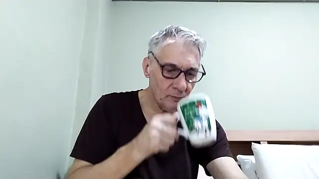 BIGUNCUTHARDCOCK online show from December 2025 01:45:01 AM