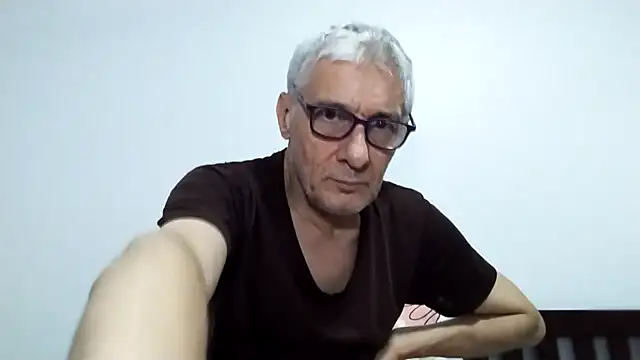 BIGUNCUTHARDCOCK online show from February 2026 01:21:02 PM