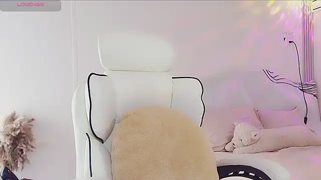 Luli-bae online show from September 2025 03:21:01 AM