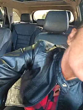 Snapshot of Misses-Cougar chatting on October 2025 08:48:01 AM Misses-Cougar online show from October 2025 08:48:01 AM