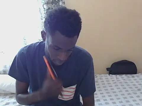 Snapshot of large_blackdick chatting on September 2025 08:39:02 AM large blackdick online show from September 2025 08:39:02 AM