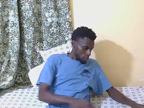 Snapshot of large_blackdick chatting on November 2025 06:24:02 PM large blackdick online show from November 2025 06:24:02 PM