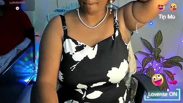 Love Winss online show from September 2025 03:06:02 AM