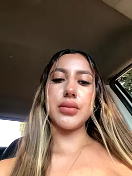 Sarapalmer1 online show from October 2025 08:28:01 PM