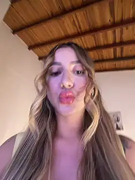 Snapshot of Sarapalmer1 chatting on July 2026 01:51:01 AM Sarapalmer1 online show from July 2026 01:51:01 AM