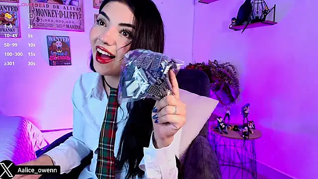 Aliceowenn online show from October 2025 09:13:01 PM