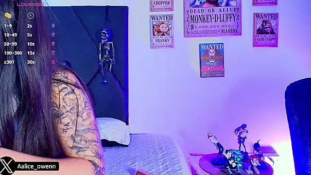 Aliceowenn online show from October 2025 09:04:01 PM