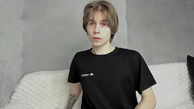 Makentoshi  online show from September 2025 05:46:01 PM