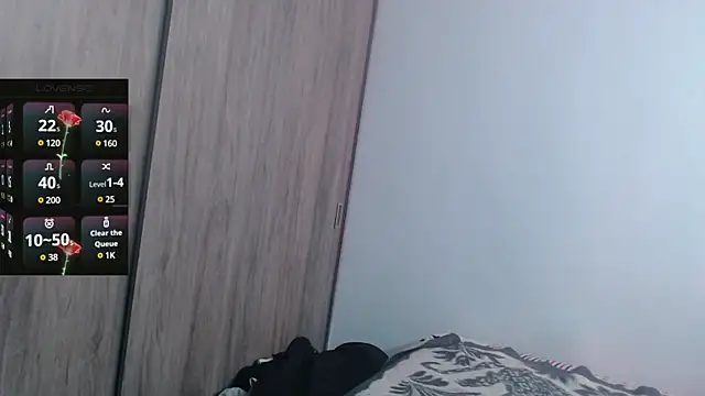 Snapshot of Anne_purple chatting on January 2025 06:10:01 PM Anne purple online show from January 2025 06:10:01 PM