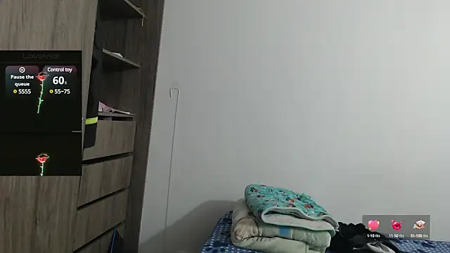 Snapshot of Anne_purple chatting on February 2025 04:45:02 PM Anne purple online show from February 2025 04:45:02 PM