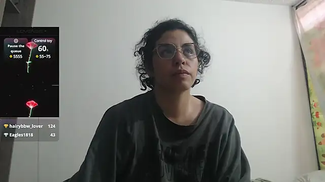 Snapshot of Anne_purple chatting on March 2025 08:31:01 PM Anne purple online show from March 2025 08:31:01 PM