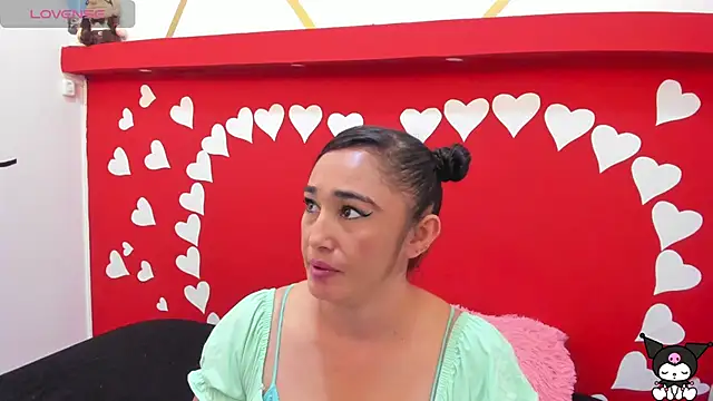 charlotte-11 online show from March 2025 06:08:02 PM