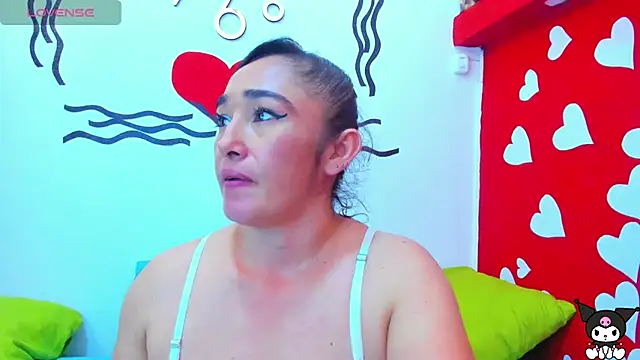 charlotte-11 online show from March 2025 05:59:02 PM