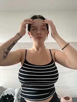 RoxiBlack online show from October 2025 01:50:01 PM