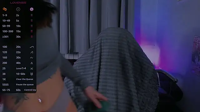 ashleyro1 online show from November 2025 01:00:02 PM