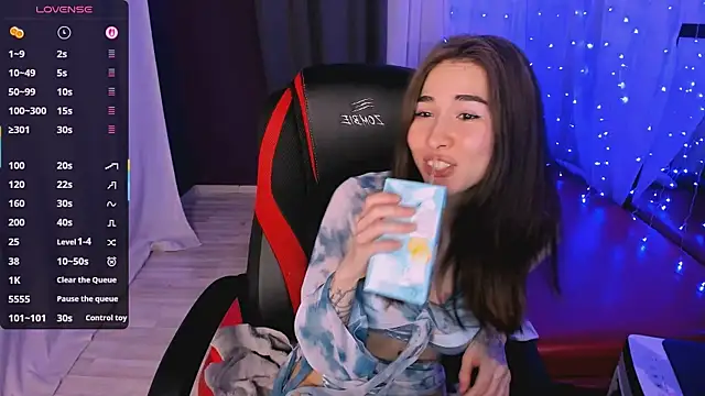 Snapshot of ashleyro1 chatting on February 2026 01:18:01 PM ashleyro1 online show from February 2026 01:18:01 PM