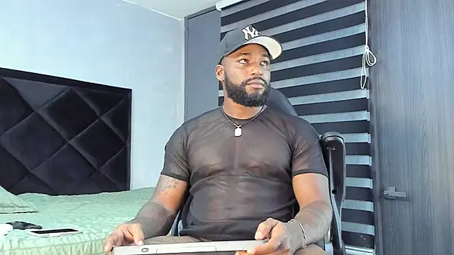 Dancelwashington online show from February 2025 10:03:01 PM