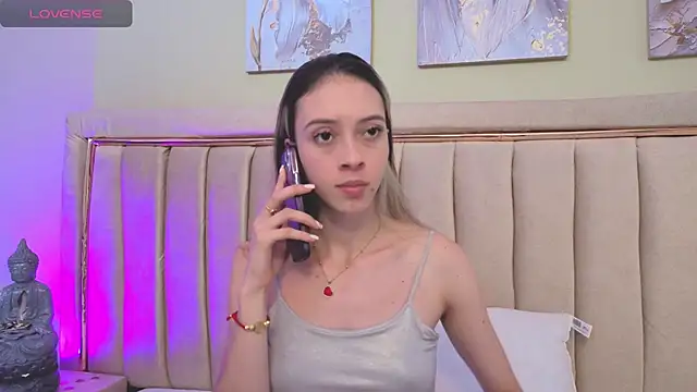 sophiia grey 1 online show from September 2025 09:47:02 PM