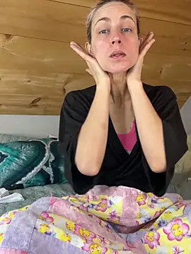 DanaeJustine online show from March 2025 12:39:02 PM