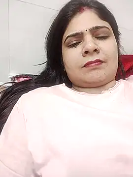 Husnpari20 online show from February 2025 06:52:01 PM