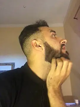 ClatteryPrexy online show from December 2024 03:06:02 PM