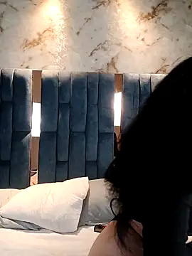 Arii Vga online show from November 2025 05:10:01 AM