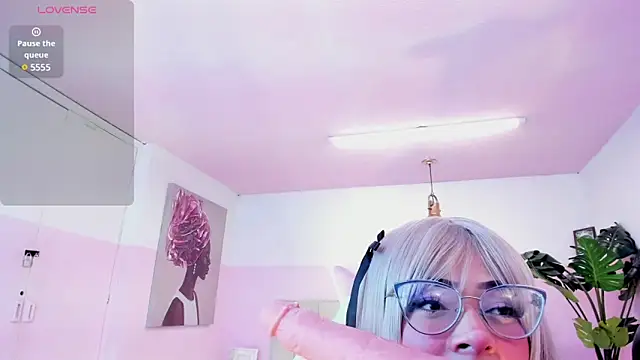 Snapshot of Red_lady chatting on February 2025 03:56:02 AM Red lady online show from February 2025 03:56:02 AM