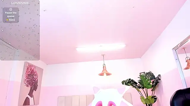 Snapshot of Red_lady chatting on February 2025 03:52:02 AM Red lady online show from February 2025 03:52:02 AM