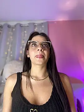 hannacruzsj online show from January 2026 02:39:01 AM