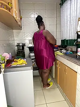 MsWhiteChocolatte online show from January 2025 01:47:01 PM