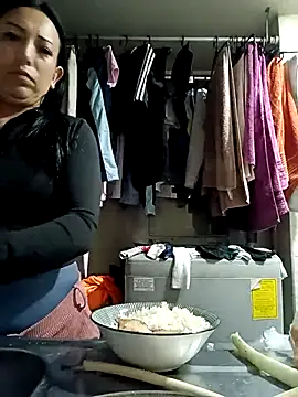 Laura martin  online show from March 2026 01:42:01 AM