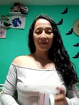 emilypoppy3 online show from February 2025 11:15:02 PM