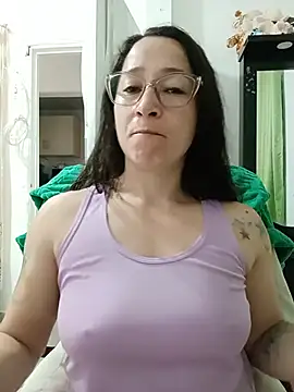 emilypoppy3 online show from July 2026 12:52:02 PM