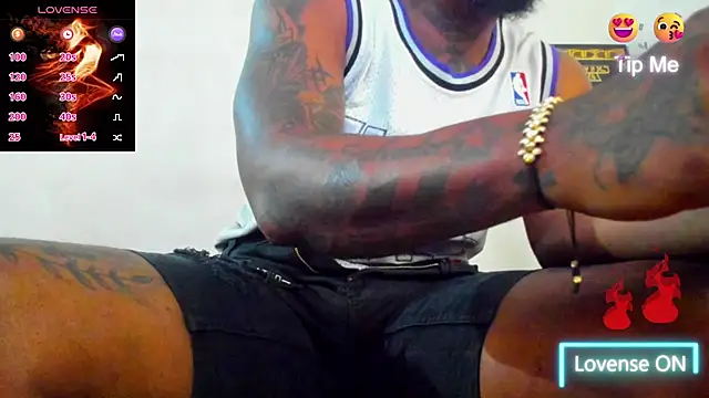 wotton 17 online show from November 2025 10:56:01 PM