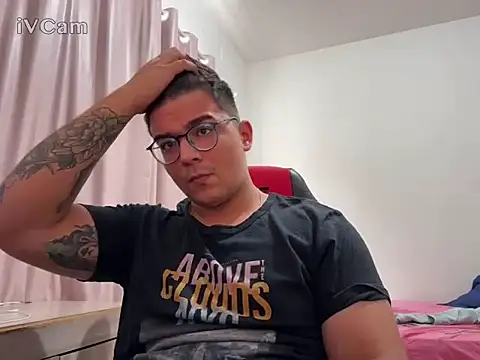 Thickdick6905 online show from November 2025 05:45:02 PM