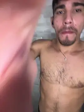 Snapshot of rich212002 chatting on December 2024 03:45:02 AM rich212002 online show from December 2024 03:45:02 AM