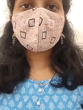 Angleannie online show from October 2025 02:20:01 PM