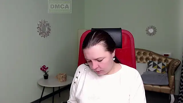 Lily flower7 online show from February 2025 06:20:01 AM