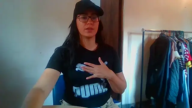 brittanycheeks online show from March 2025 08:12:01 PM