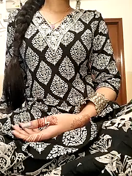 Snapshot of Ruchi-34 chatting on April 2026 04:46:01 AM Ruchi-34 online show from April 2026 04:46:01 AM