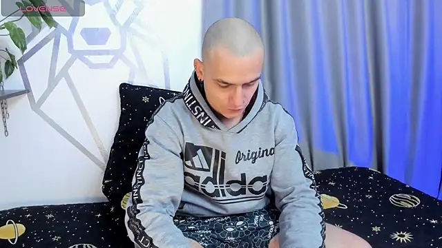 Aron-santoro online show from January 2025 03:15:02 AM