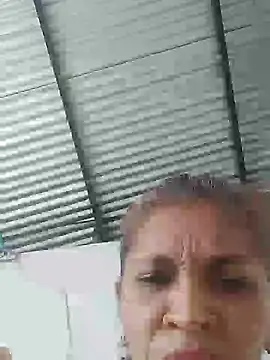 soltrinidad online show from February 2025 08:31:02 PM