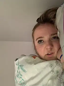 cammy2 online show from December 2024 03:44:01 PM