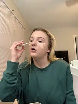 cammy2 online show from January 2025 10:48:01 PM