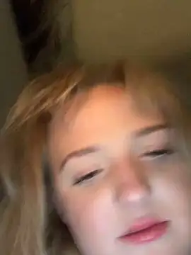 cammy2 online show from January 2025 05:29:01 AM