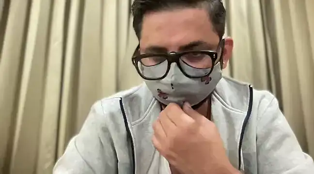 slavekinky001 online show from December 2024 09:36:02 PM